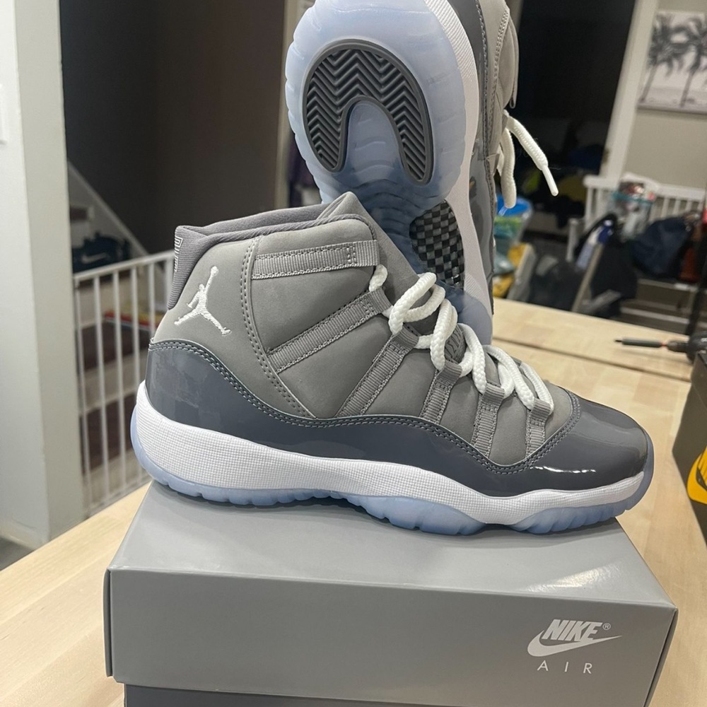 Air Jordan 11 Retro Size 5 1/2  !!!!!!
